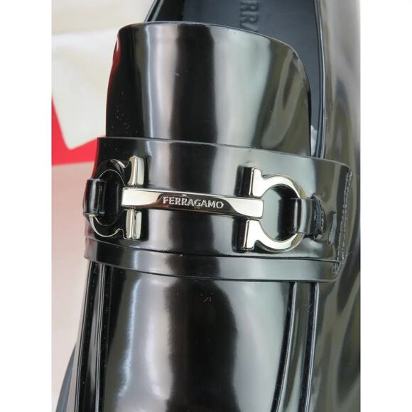 NIB FERRAGAMO FIORELLO BLACK PATENT LEATHER GANCINI BIT LOGO LOAFERS 8.5 M ITAL main image 7